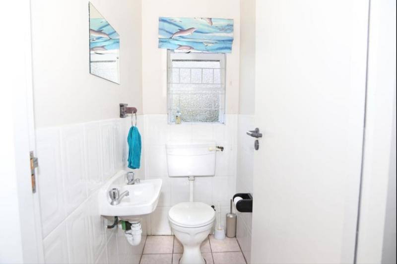 3 Bedroom Property for Sale in Onrus Western Cape
